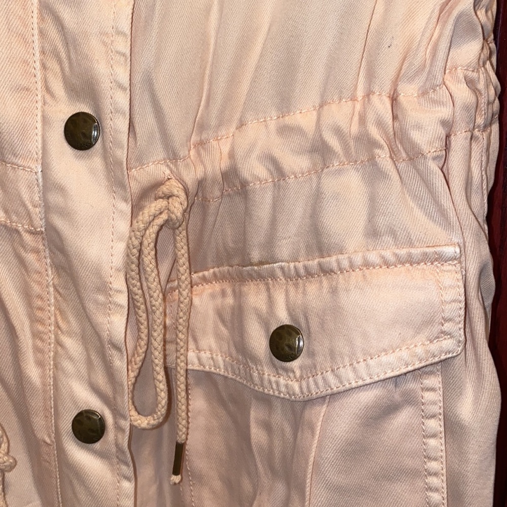 Vest - Picture 4 of 4